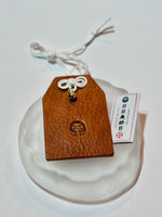 Aoyama Daruma leather charm 革 御守り